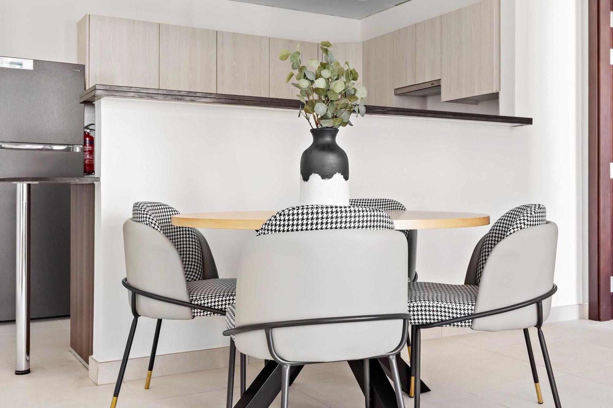 Silkhaus Chic 1bdr At Najmat Near Reem Park